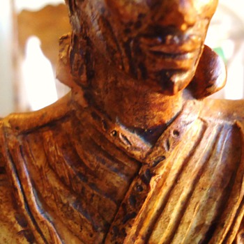Statue, WHO,   What is it made of?   Made  where?  11 inches tall, MYSTERY!!!  