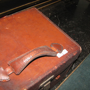 Rogers peet top hat box - Hats