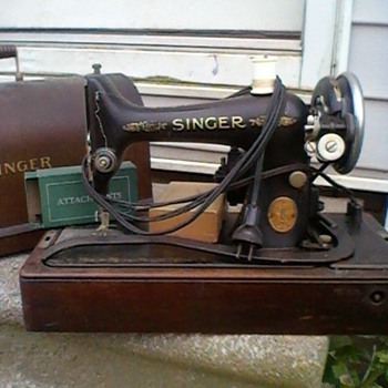 Looking for a value on this Singer portable electric sewing machine No. 99-13 - Sewing