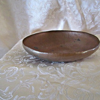 Simple Arts and Crafts Copper Bowl by Shubert
