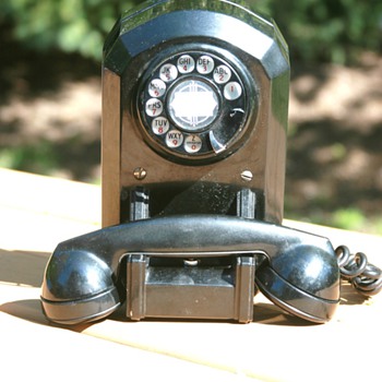 Unique Western Electric Telephone - Telephones