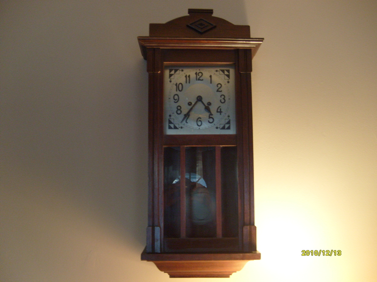 New Haven wall Clock Collectors Weekly