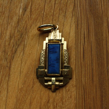 Art deco pendant with blue stone - Costume Jewelry