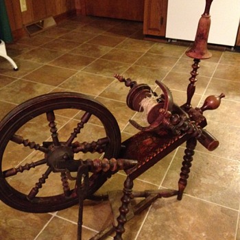 spinning wheel - Sewing