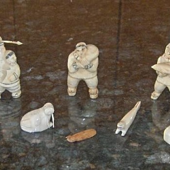 miniature Inuit walrus ivory figures