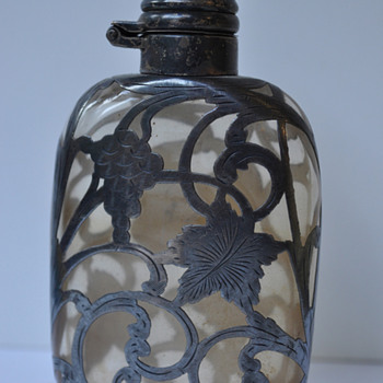 I would love to know what this is. - Bottles