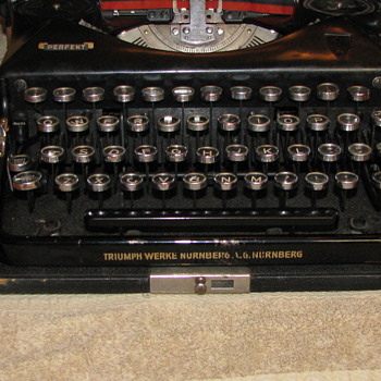German Triumph Werke Nurnberg typewriter with Rune key