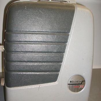 Wollensak Model 715 8mm Push Button Movie Projector - Movies