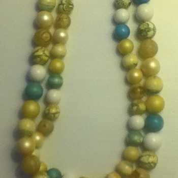 Double-Stranded Vintage Chokers w/Earrings