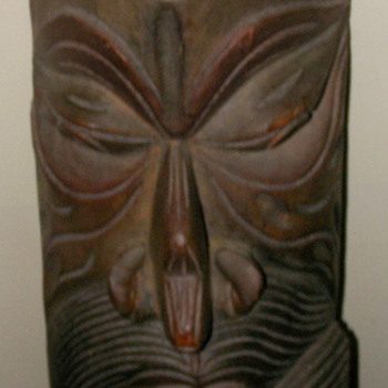 Hand carved wooden mask from Sri Kanka