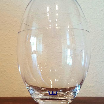 Kosta Rose Bowl - Art Glass