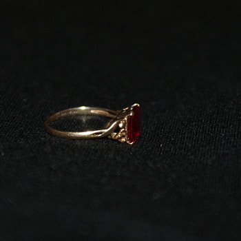 10K Natural Ruby Vintage Ring - Fine Jewelry