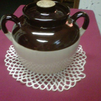 ~~Older BeanPot...The Original CrockPot~~ - Art Pottery