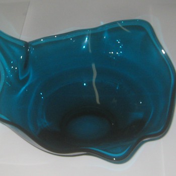sometimes i love the blues, other times ... - Art Glass