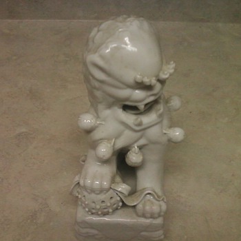PORCELAINE BLANCH FOO LION