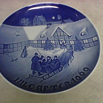 COPENHAGEN 1969/1970/1971 CHRISTMAS PLATES