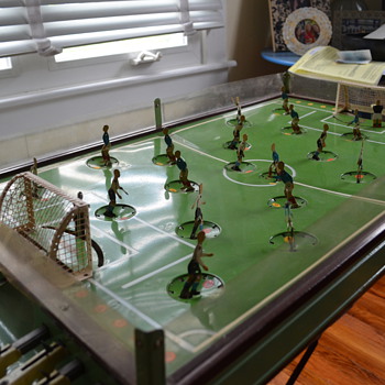 Tin soccer table game - looking for info
