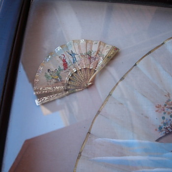 Tiny doll fans - Accessories