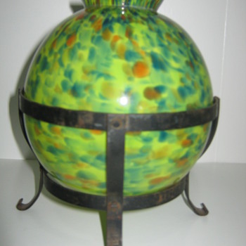 Czechoslovakia Ball vase with metal base/stand Ruckl - Art Glass