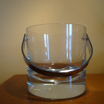 THANKYOU AMBERROSE FOR THE BEAUTIFUL GIFT - KOSTA BODA ICE BUCKET 