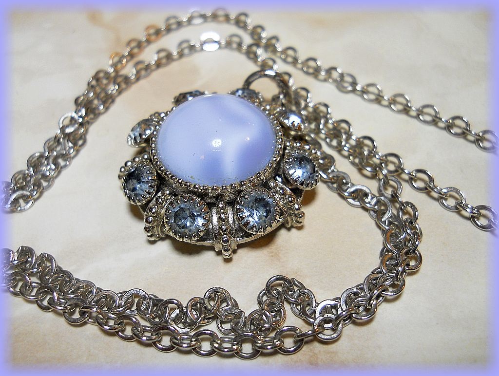 jewelry in the 1970s