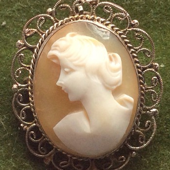 Antique cameo - Fine Jewelry