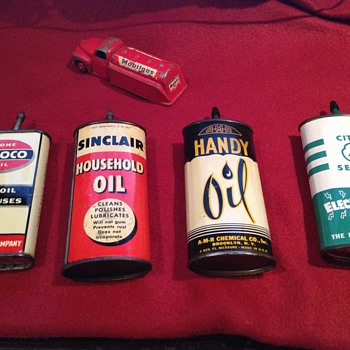 New Picks This Month (AMR OIL???) Cities Service & Supertest - Petroliana