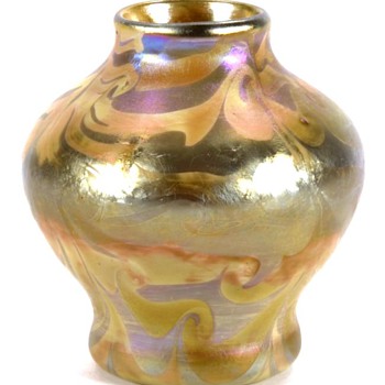 Trevaise Art Glass Vase 1907. - Art Glass