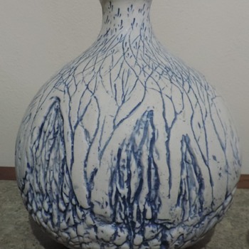 Art pottery vase Can you see the forest through the trees? - Pottery
