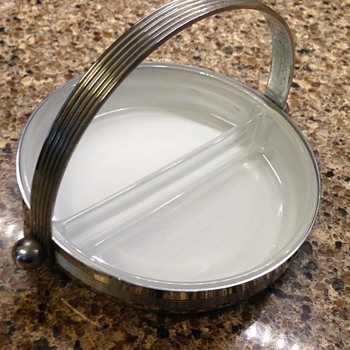 Chase Divided Dish - Art Deco