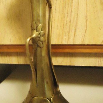 Vase Art Nouveau!? Asian, need help with hallmark! beautiful! 11 inches 2+ lbs. - Art Nouveau