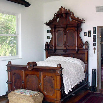 1880's Thomas Brooks Renaissance Revival 10' Bedroom Suite - Victorian Era