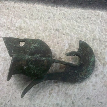 antique trojan helmet