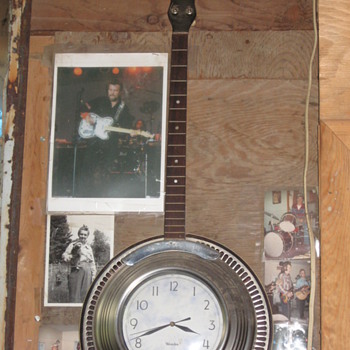 Banjo Clock - Clocks