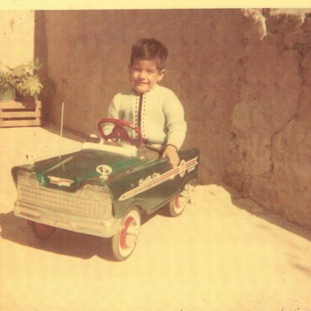 My pedal car on 1966