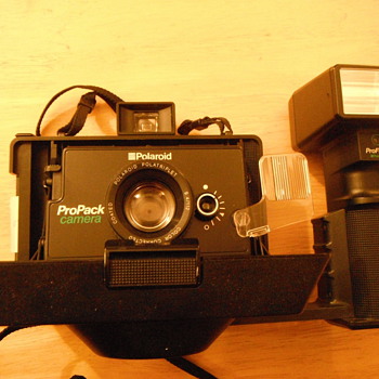 Late 1970's Polaroid ProPack camera with flash - Cameras
