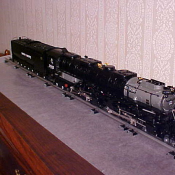 Lionel Challenger 4-6-6-4 JLC O-Gange - Model Trains