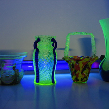 Vaseline/uranium glass 1 - Art Glass