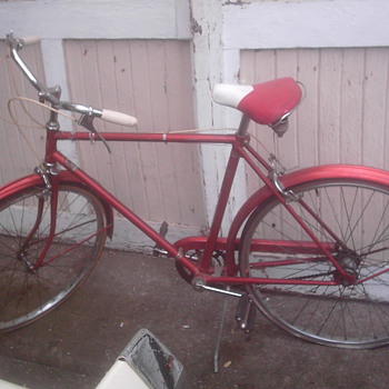 bike and tanning apperatus