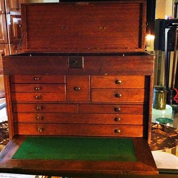 Finally found a old wood tool box