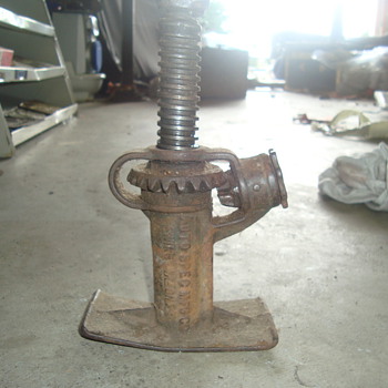 vintage srcew jacks - Tools and Hardware