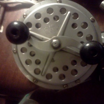 FISHING REEL "PFLEUGER PAKRON #3180"  - Fishing