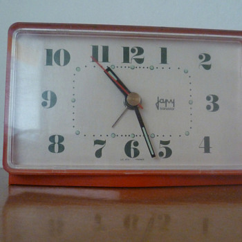 Vintage 1970's French JAPY alarm clock.