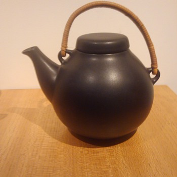 ULLA PROCOPE GA TEAPOT - ARABIA - Kitchen