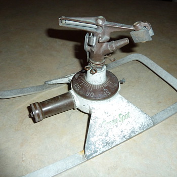 Green Spot Lawn Sprinkler - Tools and Hardware