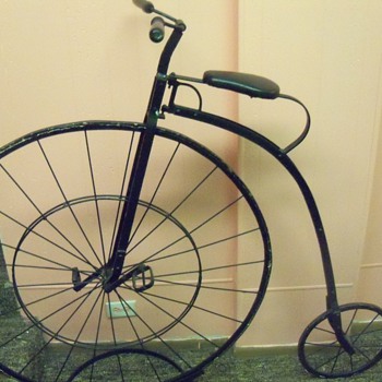 High Wheel Bike with stand