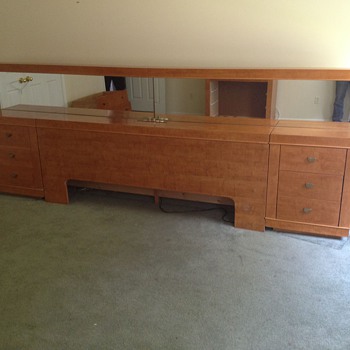 LANE RETRO BURLWOOD KING SIZE/HEADBOARD With NIGHT STANDS & ARMOIRE - Furniture