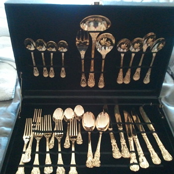 gold flatware - Kitchen