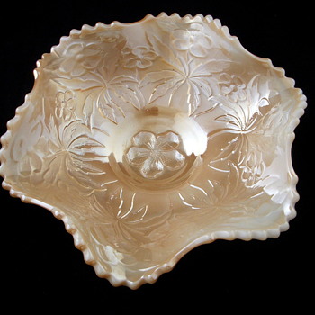 Westmoreland Carolina Dogwood Marigold on Milkglass - Glassware