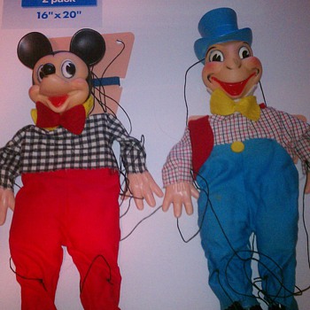 7 Vintage Marionettes 